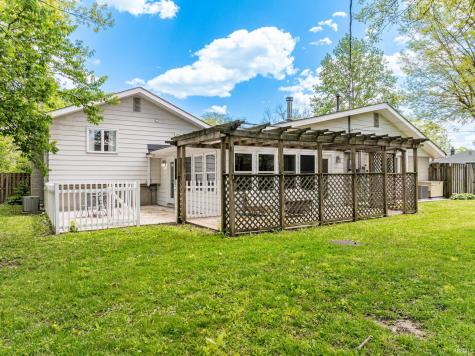 601 N Bittersweet Lane Muncie IN 47304