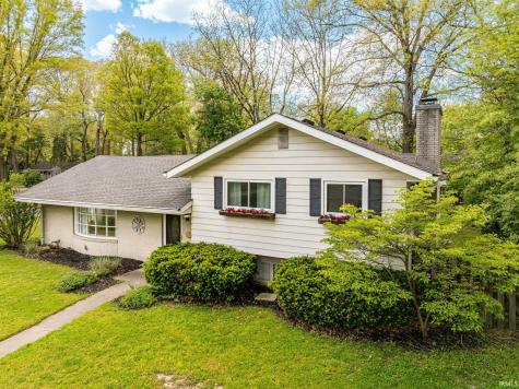 601 N Bittersweet Lane Muncie IN 47304