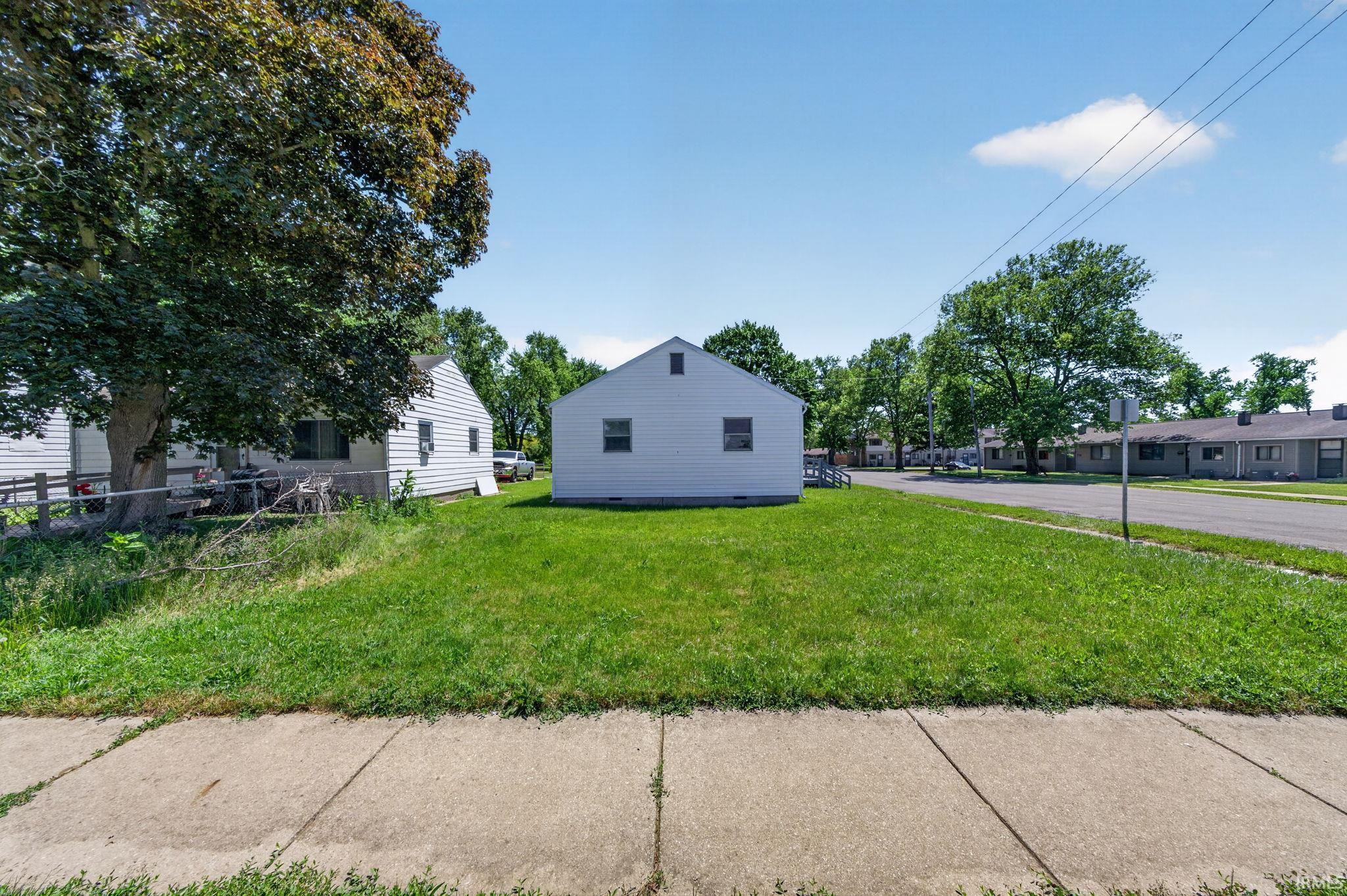 3617 W Washington Street South Bend IN 46619
