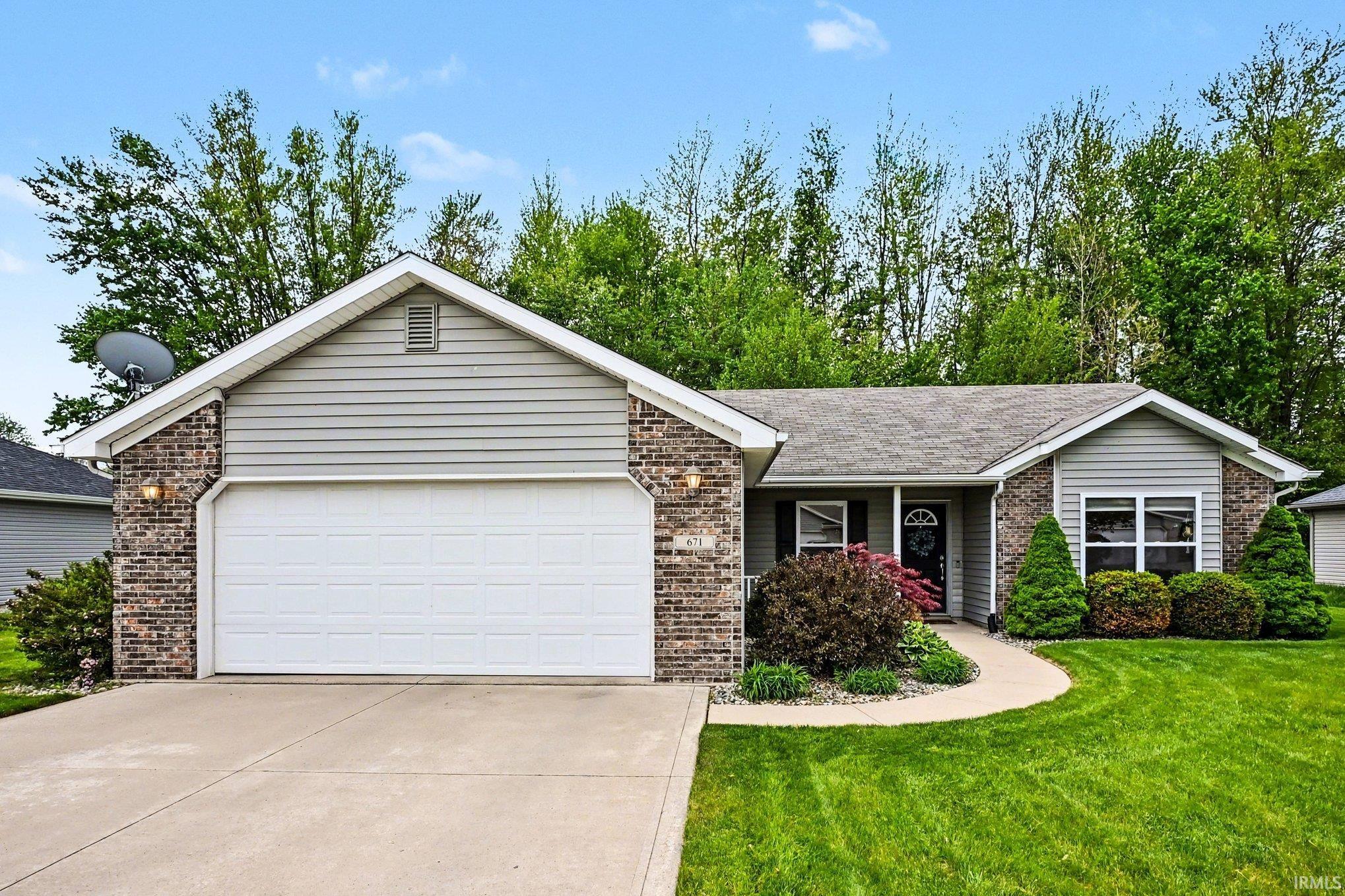 671 Stag Drive Warsaw IN 46582