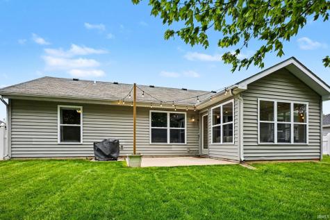671 Stag Drive Warsaw IN 46582