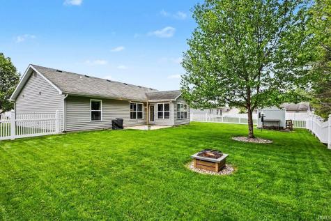 671 Stag Drive Warsaw IN 46582