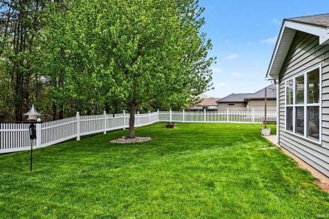 671 Stag Drive Warsaw IN 46582