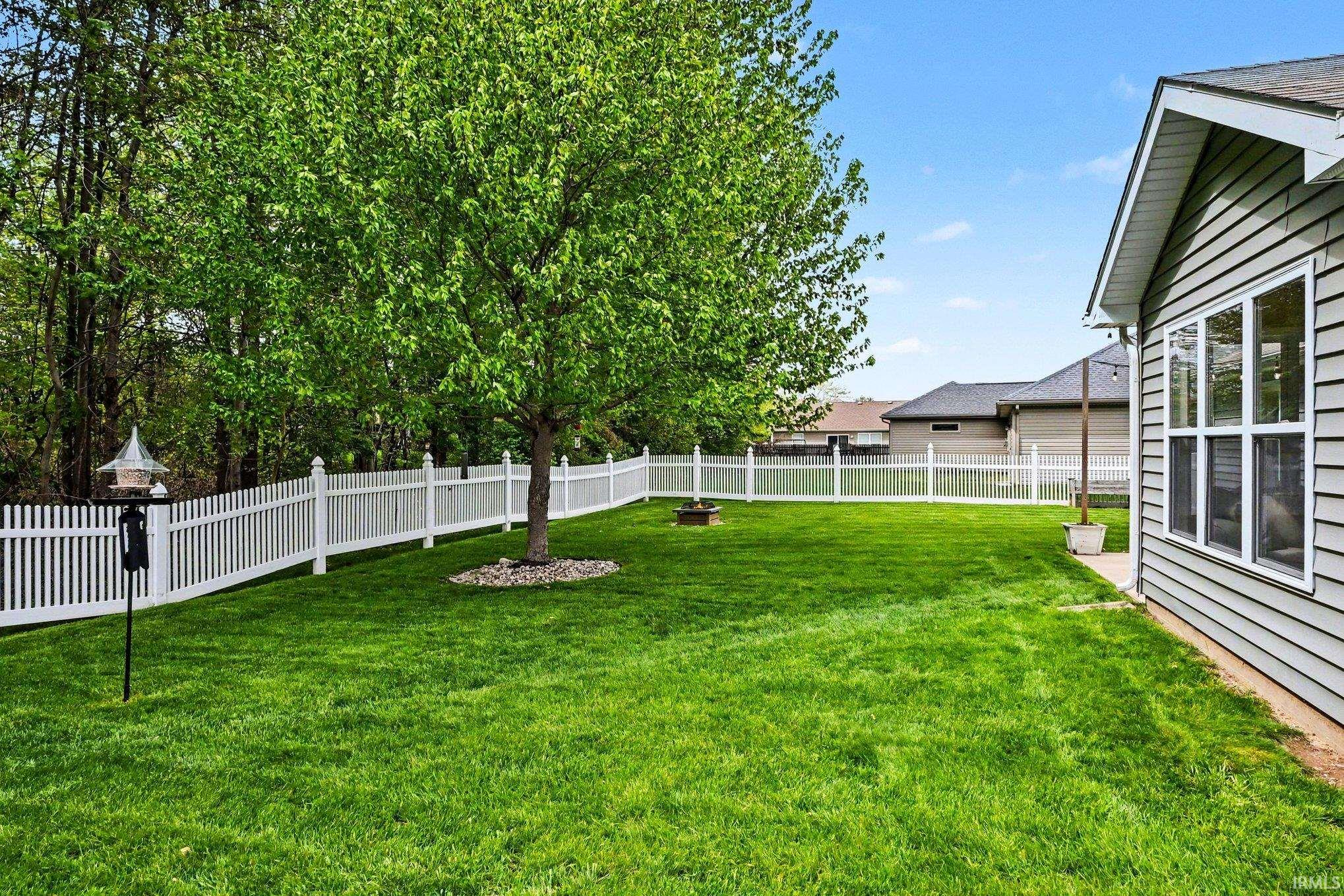671 Stag Drive Warsaw IN 46582