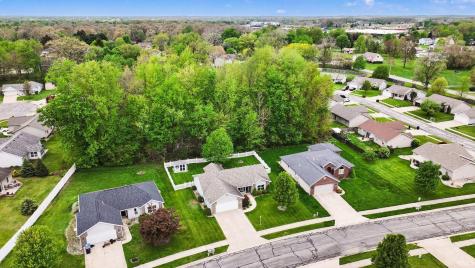 671 Stag Drive Warsaw IN 46582