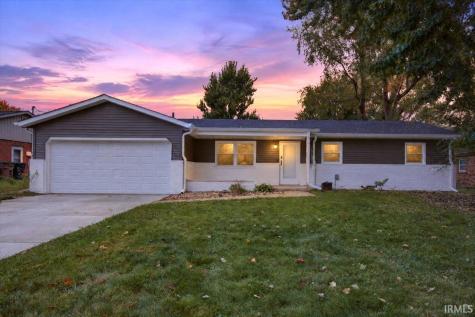 2815 Yellowwood Court Columbus IN 47203