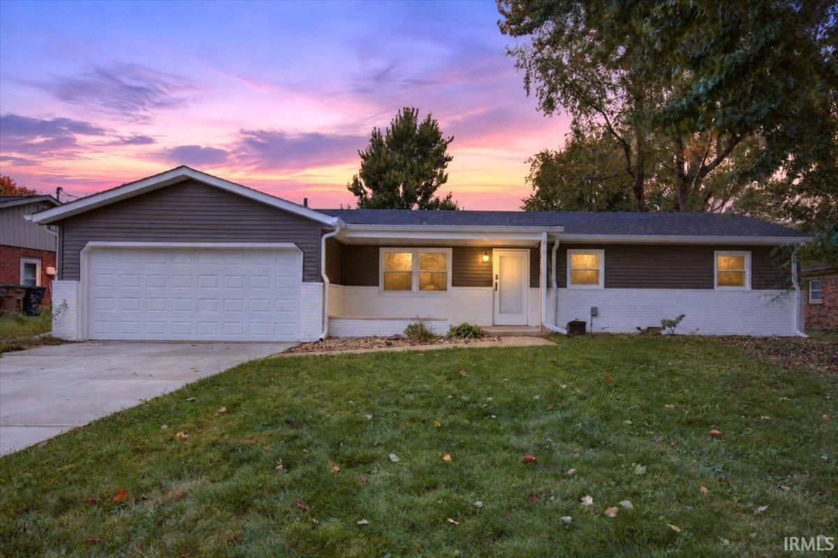 Columbus IN, 2815 Yellowwood Court