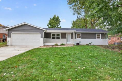 2815 Yellowwood Court Columbus IN 47203