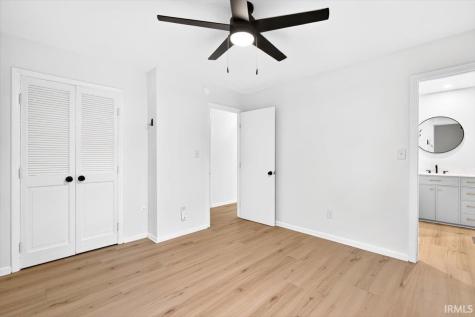 2815 Yellowwood Court Columbus IN 47203