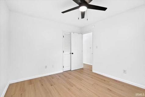 2815 Yellowwood Court Columbus IN 47203