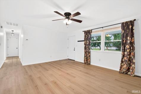 2815 Yellowwood Court Columbus IN 47203
