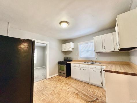 1909 S Brookfield Street South Bend IN 46613