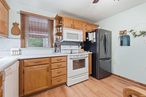 7314 Bluffton Road Fort Wayne IN 46809