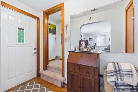7314 Bluffton Road Fort Wayne IN 46809