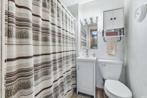 7314 Bluffton Road Fort Wayne IN 46809