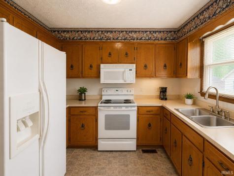104 N Brandywine Court Salem IN 47167
