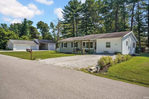28 Trinton Circle Bedford IN 47421