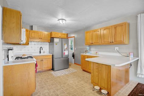 28 Trinton Circle Bedford IN 47421
