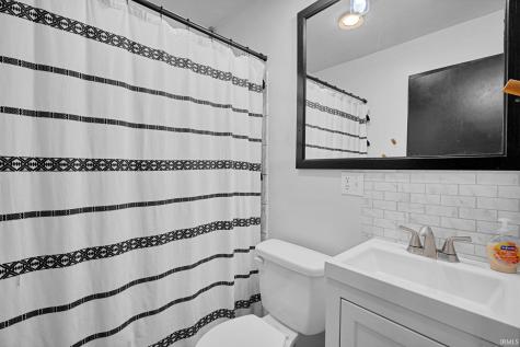 28 Trinton Circle Bedford IN 47421