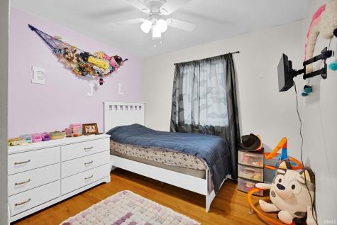28 Trinton Circle Bedford IN 47421