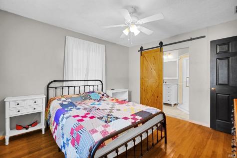 28 Trinton Circle Bedford IN 47421