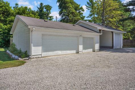 28 Trinton Circle Bedford IN 47421