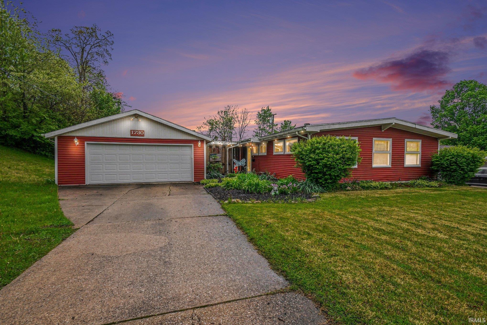 1730 Ridgedale Road South Bend IN 46614