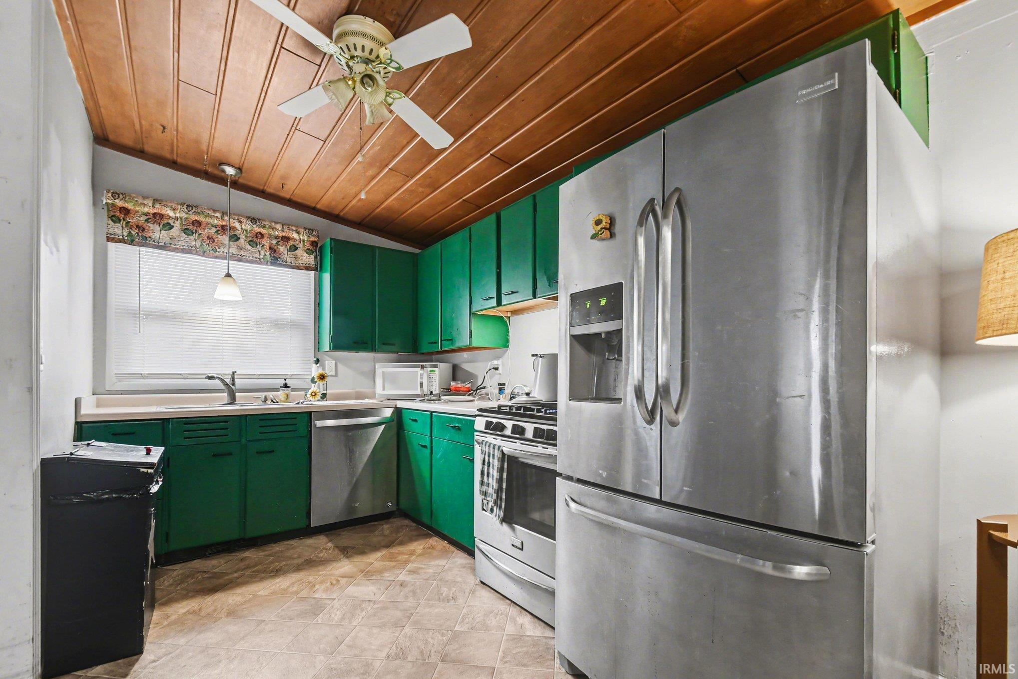 1730 Ridgedale Road South Bend IN 46614