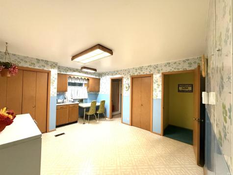 2406 Glennwood Drive Washington IN 47501