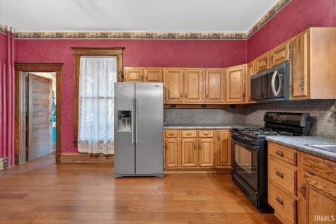 112 W 1st Street Brookston IN 47923