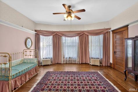 112 W 1st Street Brookston IN 47923