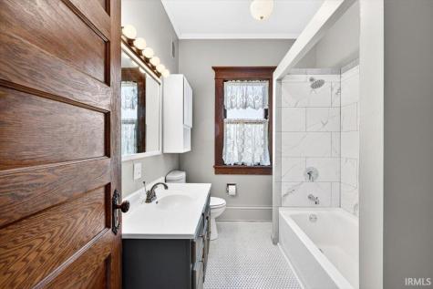 112 W 1st Street Brookston IN 47923