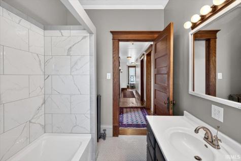 112 W 1st Street Brookston IN 47923