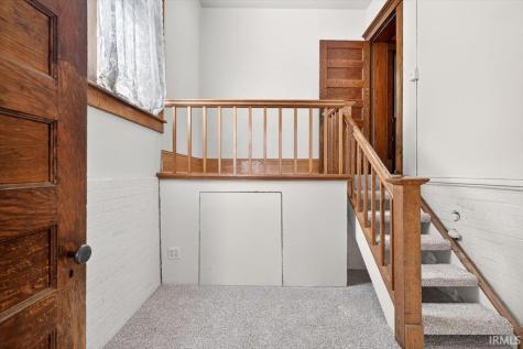 112 W 1st Street Brookston IN 47923