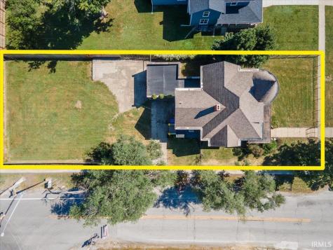 112 W 1st Street Brookston IN 47923
