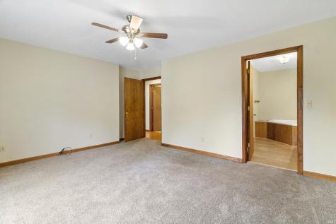 6123 S Harmon Street Marion IN 46953