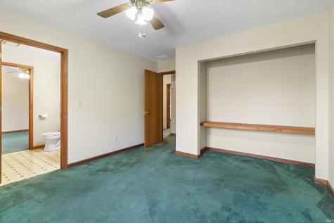 6123 S Harmon Street Marion IN 46953