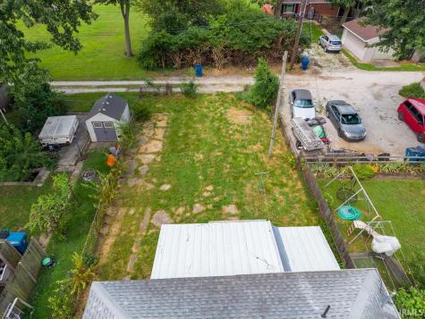 715 S 16th Street Terre Haute IN 47807