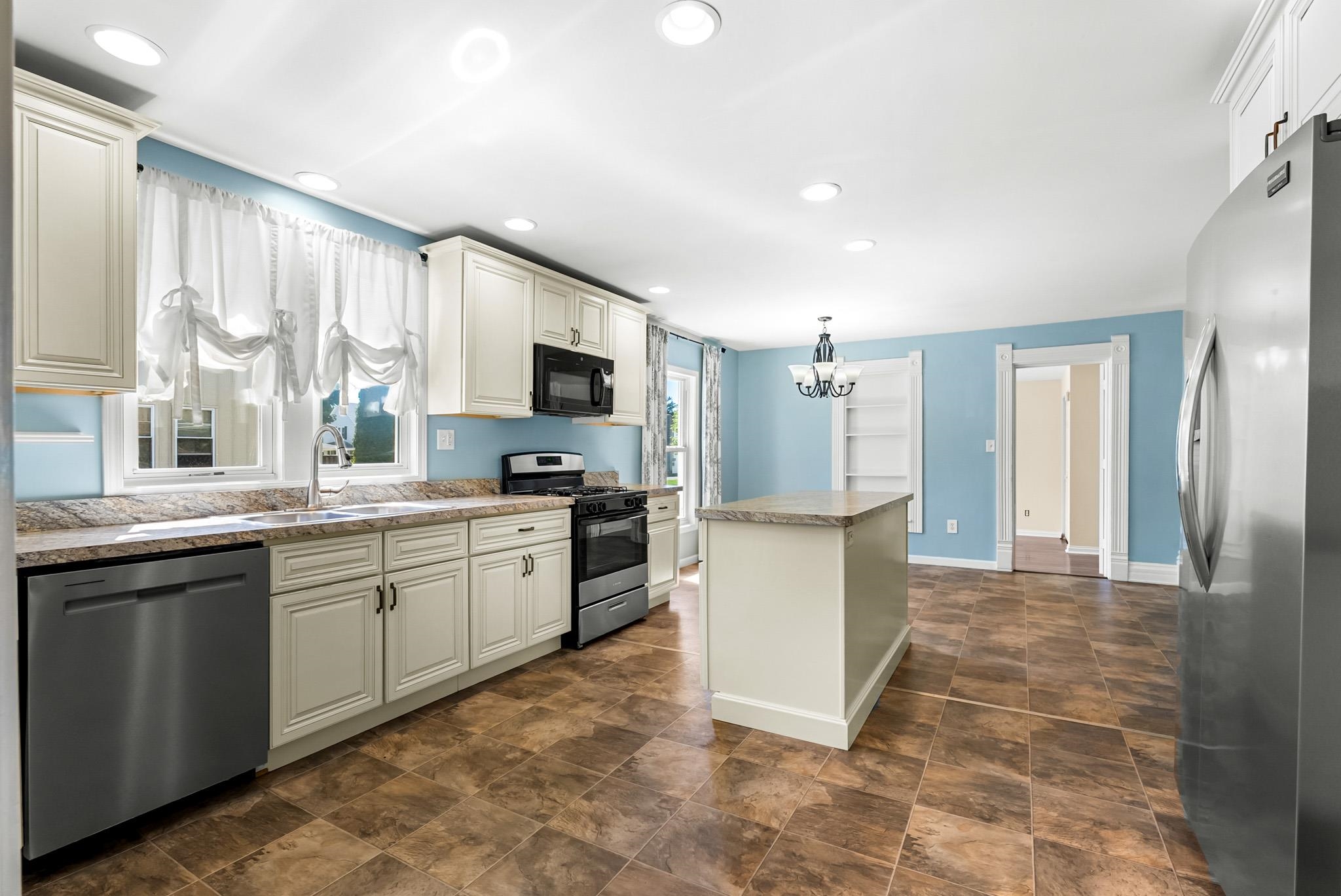 760 E Market Street Nappanee IN 46550