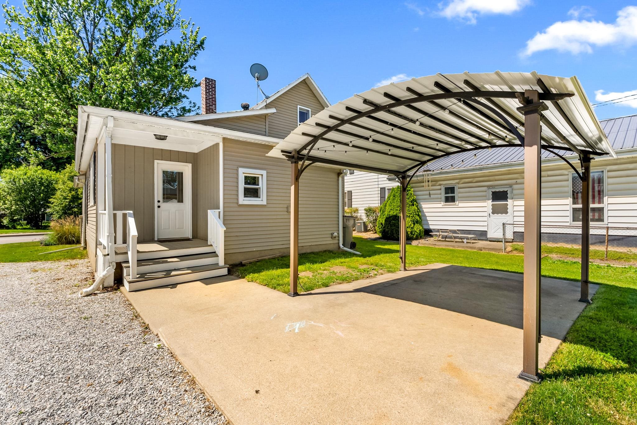 760 E Market Street Nappanee IN 46550
