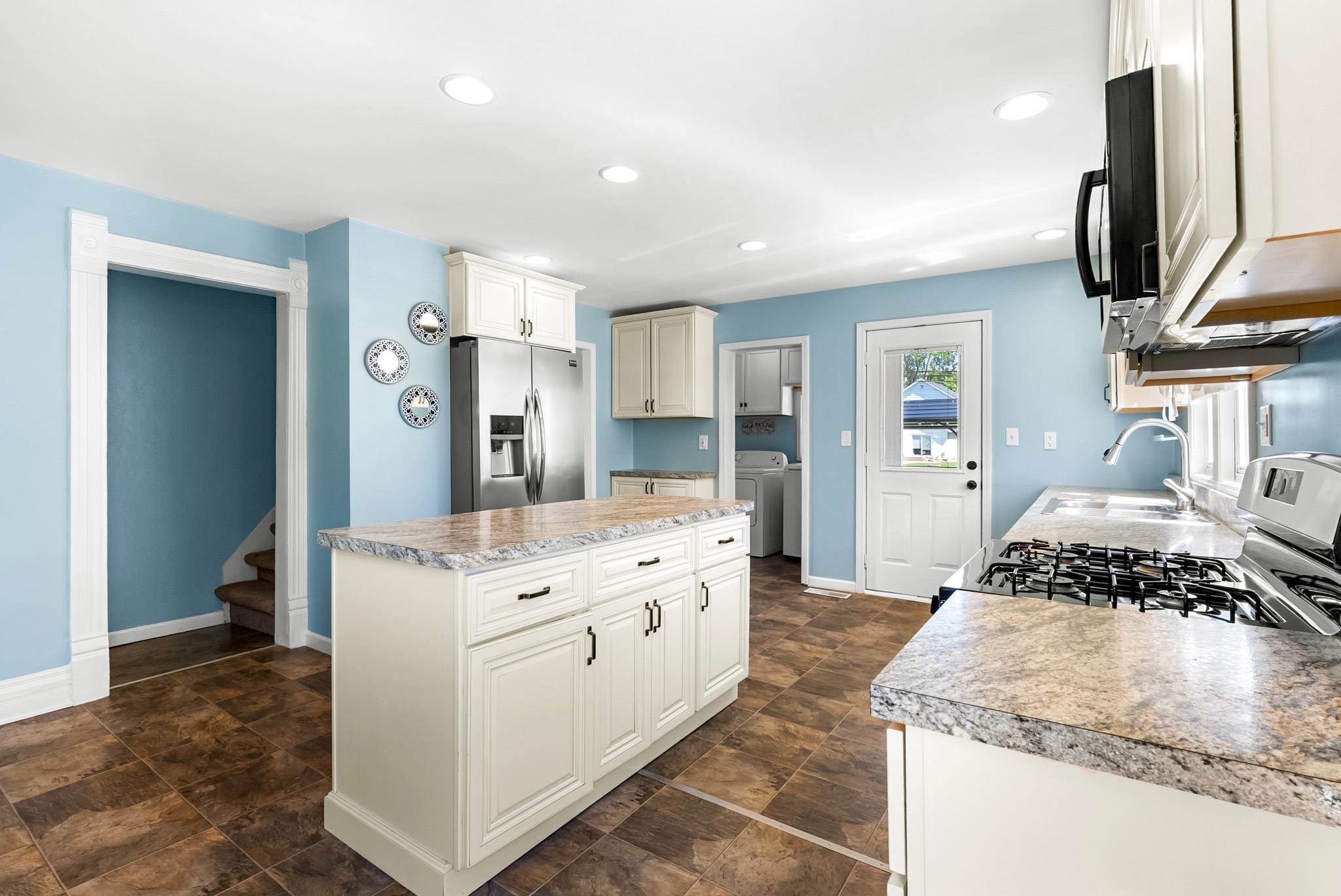 760 E Market Street Nappanee IN 46550
