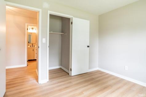 3212 S Fairington Drive Bloomington IN 47403
