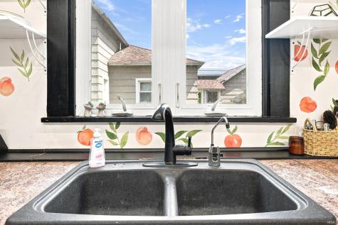 602 S Wayne Street Hamilton IN 46742