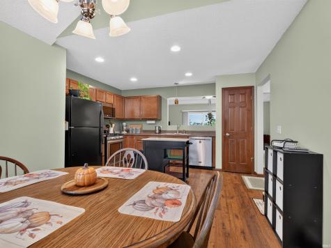 8010 Wethersfield Cove Fort Wayne IN 46835