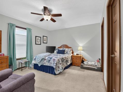 8010 Wethersfield Cove Fort Wayne IN 46835