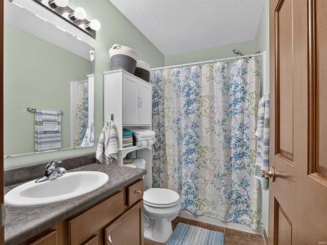 8010 Wethersfield Cove Fort Wayne IN 46835
