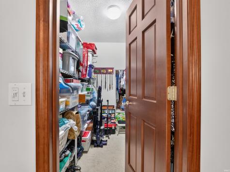 8010 Wethersfield Cove Fort Wayne IN 46835