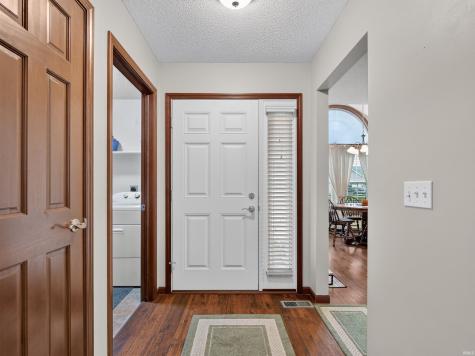8010 Wethersfield Cove Fort Wayne IN 46835