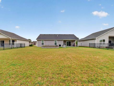 8010 Wethersfield Cove Fort Wayne IN 46835
