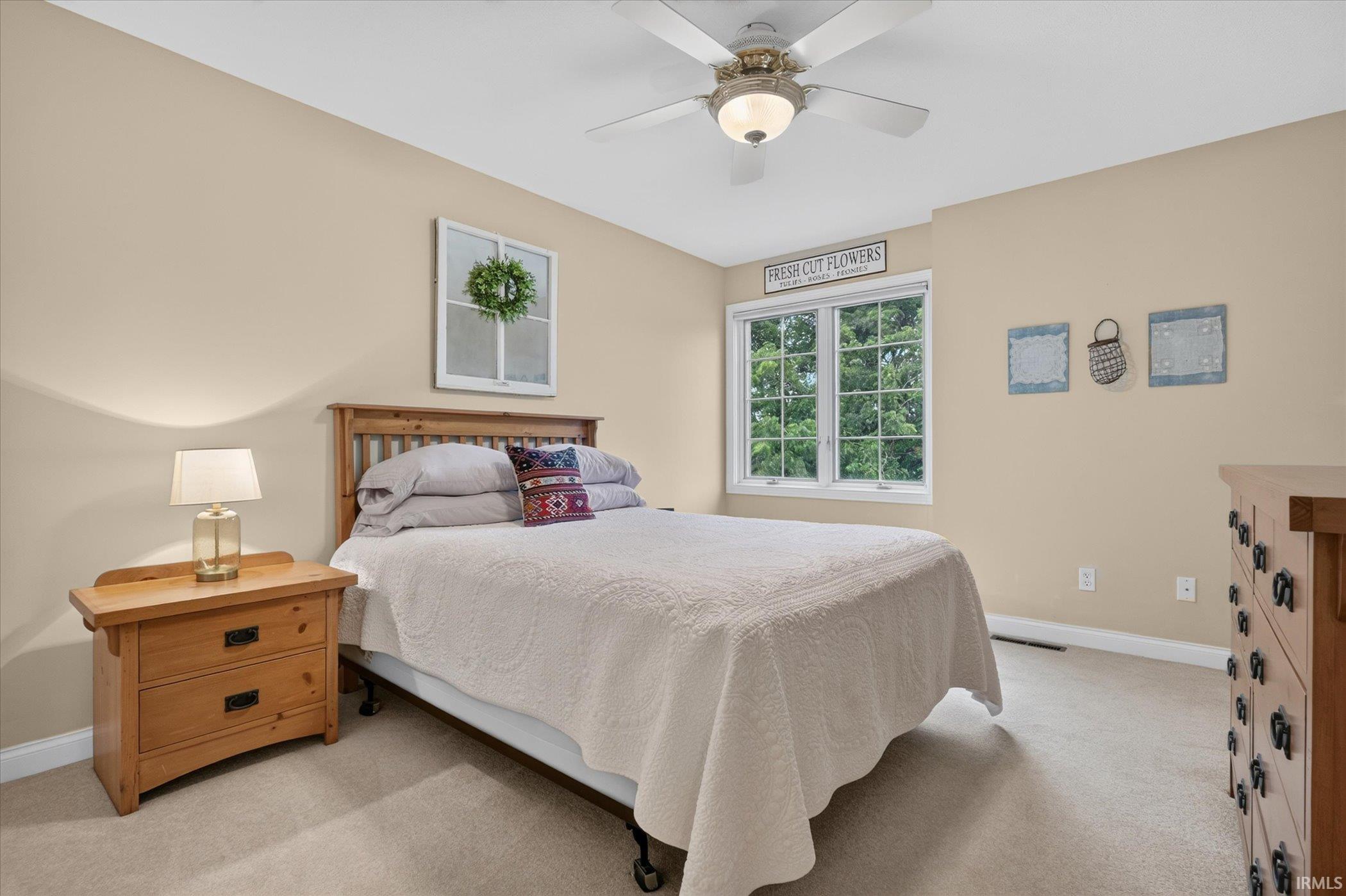 50676 Lakeside Drive Granger IN 46530